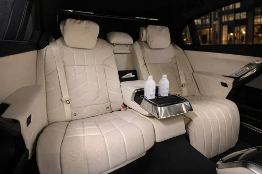 BMw-i7-interior